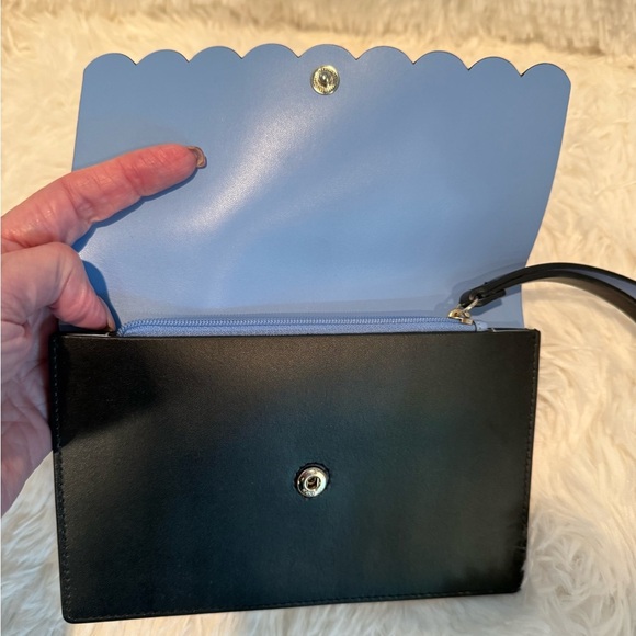 Kate Spade Bradbury Street Mollie Wristlet NWOT - Picture 1 of 8